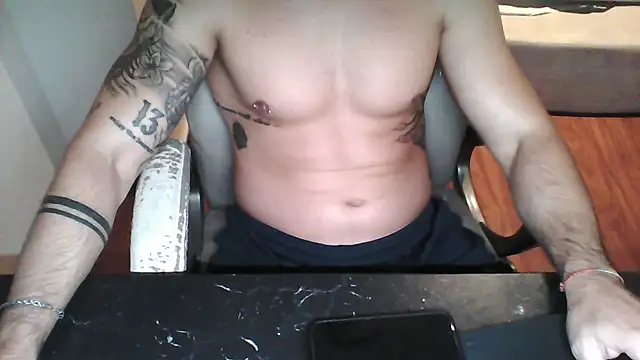 Snapshot of yourfantasy777 chatting on October 2025 07:11:02 PM yourfantasy777 online show from October 2025 07:11:02 PM