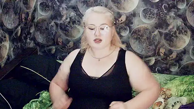 Snapshot of Vitaera_Flame chatting on September 2025 05:37:01 PM Vitaera Flame online show from September 2025 05:37:01 PM