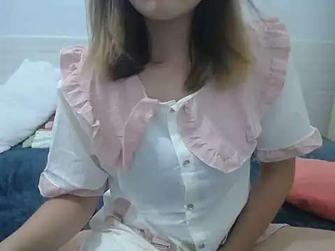 Snapshot of Hannie_26 chatting on October 2025 05:22:02 PM Hannie 26 online show from October 2025 05:22:02 PM