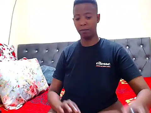 SexyCurves96 online show from October 2025 07:12:02 PM