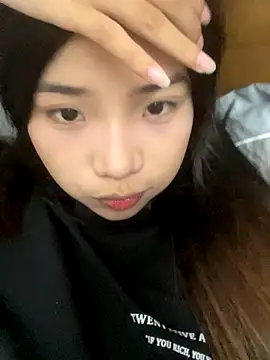 Snapshot of -Tania- chatting on October 2025 06:55:02 AM -Tania- online show from October 2025 06:55:02 AM