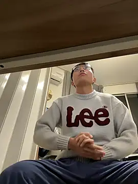 Snapshot of leeyoung_ chatting on November 2025 02:23:01 PM leeyoung online show from November 2025 02:23:01 PM