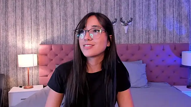 LiaaTurner online show from January 2026 08:24:02 PM