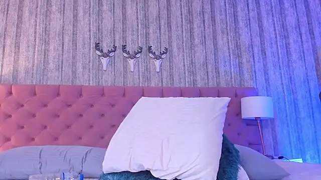 LiaaTurner online show from February 2026 08:51:02 PM