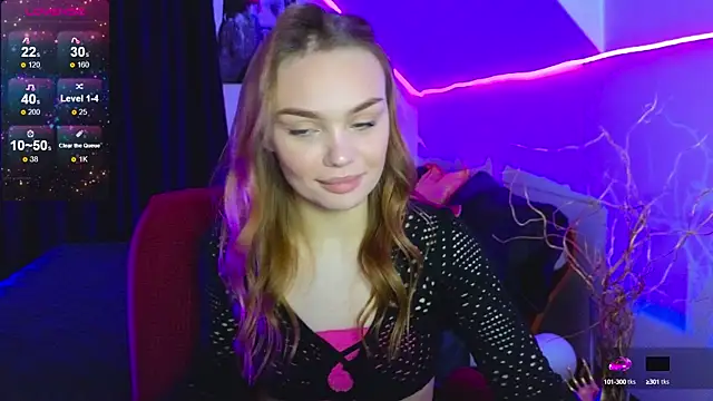 KitsyMoore online show from September 2025 03:06:01 PM