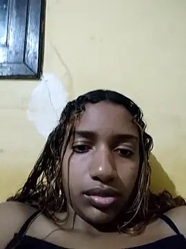 Barbiefox24 online show from October 2025 12:50:01 PM