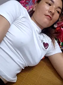 Snapshot of phuongxinhxan chatting on October 2025 02:42:02 AM phuongxinhxan online show from October 2025 02:42:02 AM