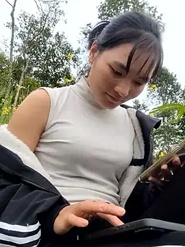 Snapshot of phuongxinhxan chatting on March 2026 02:07:02 AM phuongxinhxan online show from March 2026 02:07:02 AM