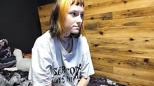 JenaeRadloff online show from October 2025 08:26:01 AM