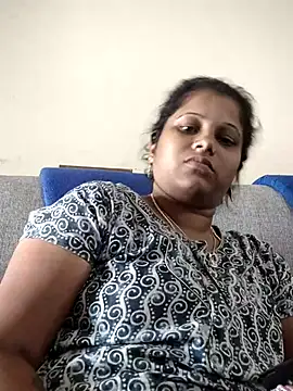 sweetqueen143 online show from September 2025 05:35:02 AM