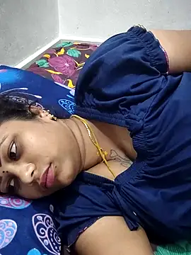 sweetqueen143 online show from April 2026 06:16:02 AM