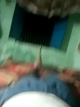 Snapshot of AgitatedStrip9 chatting on October 2025 04:27:01 PM AgitatedStrip9 online show from October 2025 04:27:01 PM