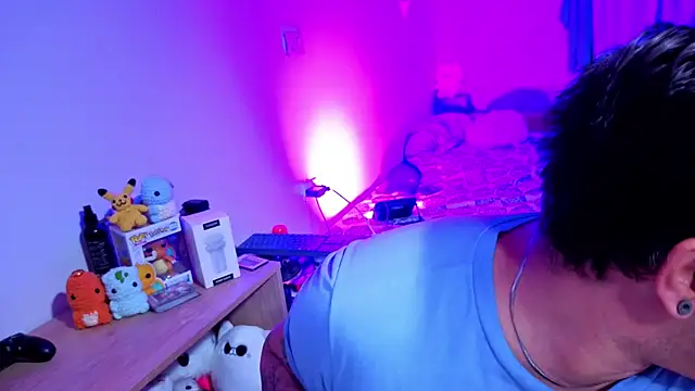 Snapshot of ryden_01 chatting on September 2025 04:05:02 AM ryden 01 online show from September 2025 04:05:02 AM