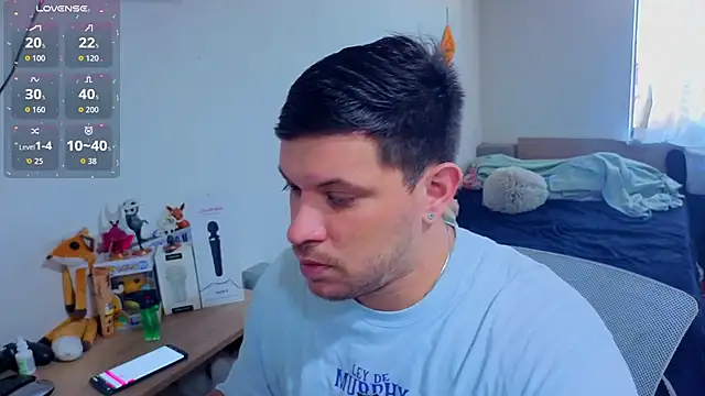 Snapshot of ryden_01 chatting on November 2025 09:17:02 PM ryden 01 online show from November 2025 09:17:02 PM