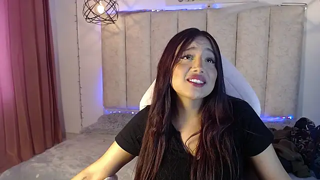 ladymooncs online show from June 2026 05:34:01 PM