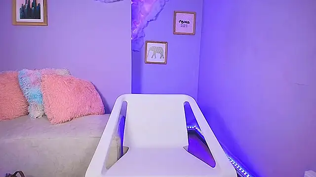 cat nasty online show from November 2025 10:08:02 PM