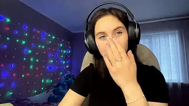 MollyPartey online show from October 2025 09:09:02 AM