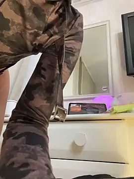 Snapshot of Lissa_kis chatting on October 2025 05:02:02 PM Lissa kis online show from October 2025 05:02:02 PM