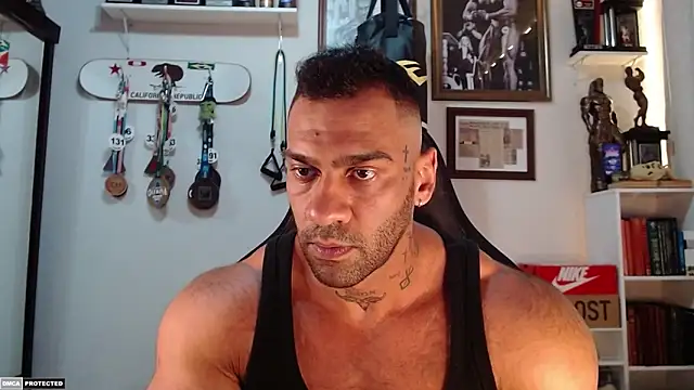 henryhadesflirt online show from September 2025 12:53:01 PM