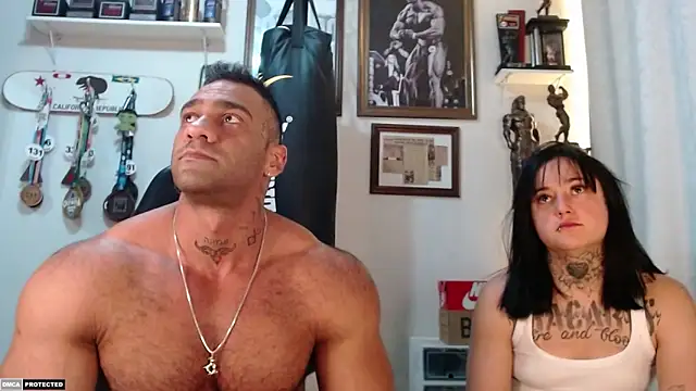 henryhadesflirt online show from October 2025 07:45:02 PM