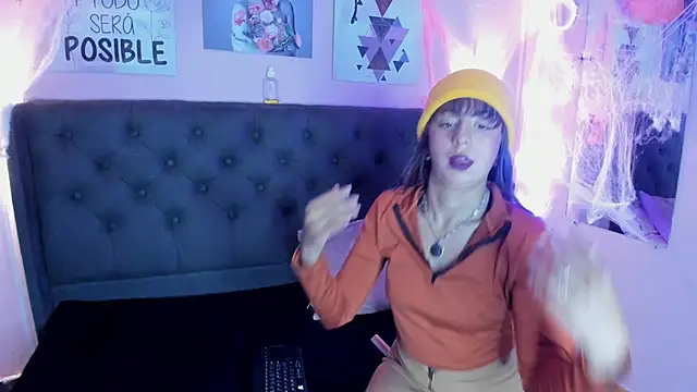 Bluee bombon online show from October 2025 12:56:02 PM