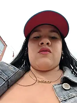 Cloe 27 online show from October 2025 07:40:01 PM