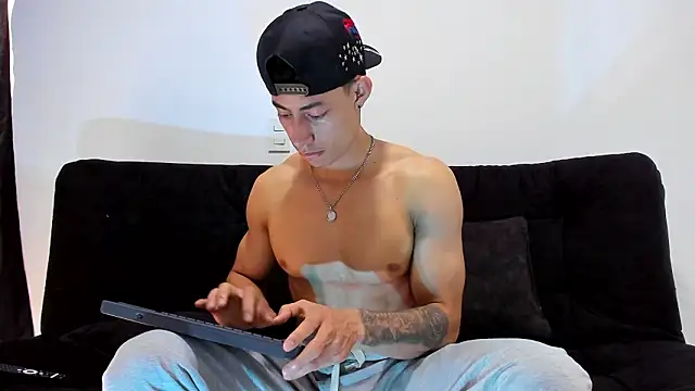 jey cox23 online show from February 2026 12:00:01 PM