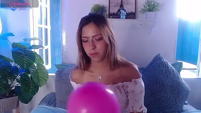 Jade  k online show from December 2025 01:42:01 PM