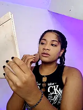 Snapshot of camilafoox7 chatting on October 2025 06:27:02 PM camilafoox7 online show from October 2025 06:27:02 PM