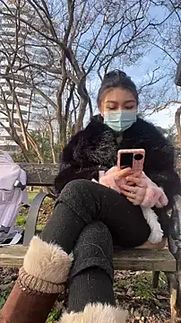 fioralba online show from December 2025 12:31:02 PM