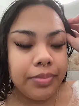 kiaradanielaxx online show from November 2025 08:36:02 PM