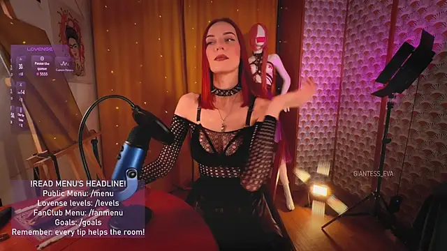 Snapshot of Giantess_Eva chatting on May 2026 07:01:02 PM Giantess Eva online show from May 2026 07:01:02 PM