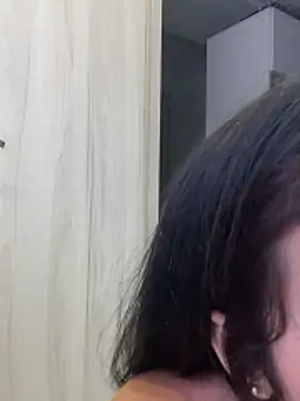 Rouse Monroe online show from March 2026 01:42:02 AM