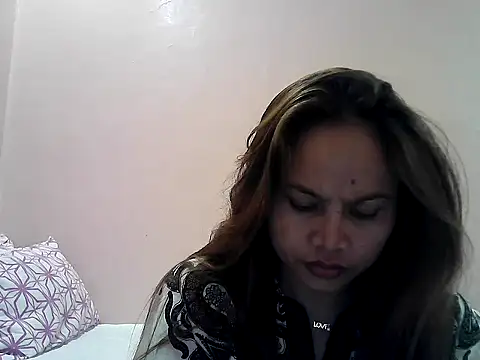 Snapshot of Amarrahlyn chatting on October 2025 09:50:02 AM Amarrahlyn online show from October 2025 09:50:02 AM