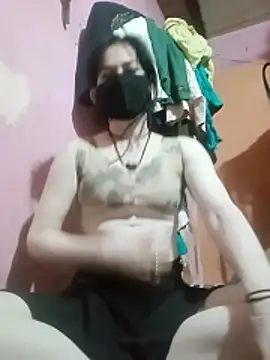 Lusty Annu online show from April 2026 04:02:02 PM