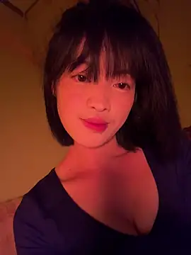 Tramy xx online show from February 2026 01:49:01 PM