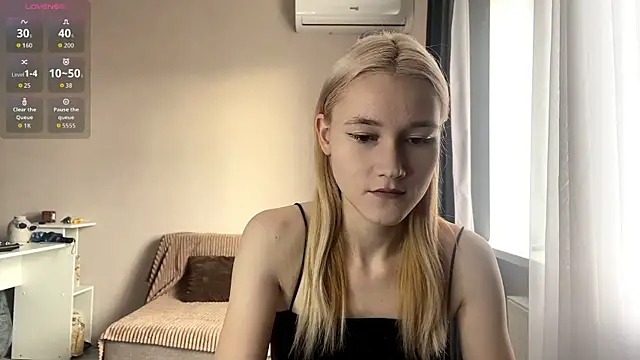 TwinedPeril online show from October 2025 07:09:02 AM