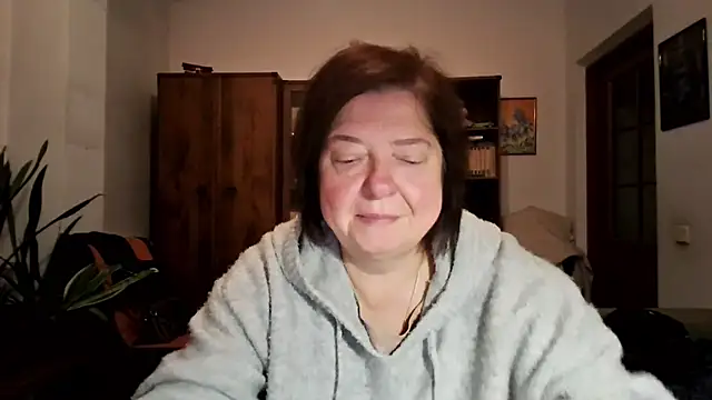 Violet Pulse online show from January 2026 09:42:02 PM