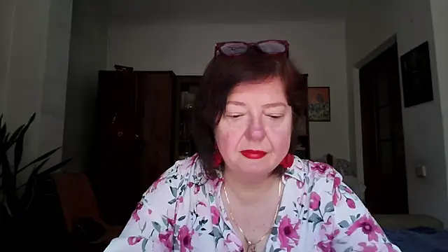 Violet Pulse online show from June 2026 07:22:02 AM