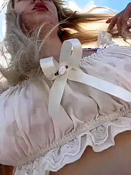 RonnieKiss online show from November 2025 03:59:02 AM