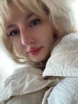 RonnieKiss online show from April 2026 11:23:02 AM
