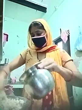 Cute-Charvii online show from May 2026 12:26:02 AM