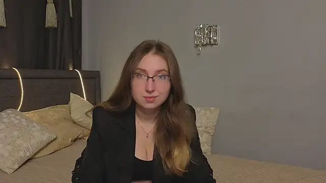 Snapshot of DaliaRadtke chatting on September 2025 06:21:01 PM DaliaRadtke online show from September 2025 06:21:01 PM