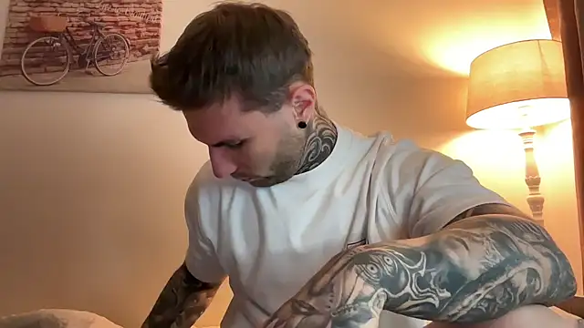 Larsskeet online show from November 2025 02:18:01 PM