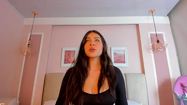 Sarah Reidd online show from October 2025 12:17:02 PM