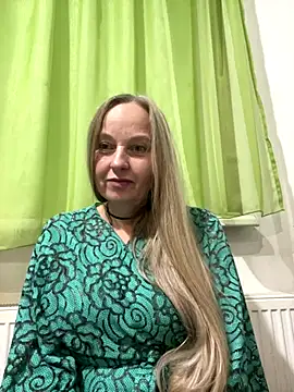 B i r d i e online show from October 2025 06:47:02 PM