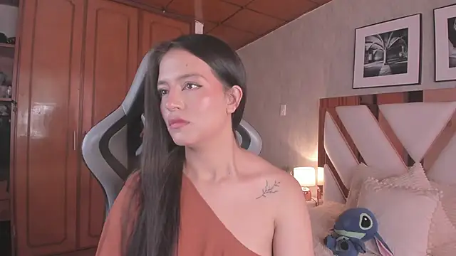 Snapshot of HaathorX chatting on September 2025 04:01:02 PM HaathorX online show from September 2025 04:01:02 PM