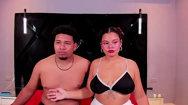 Snapshot of LucasandSasha chatting on March 2026 07:18:02 PM LucasandSasha online show from March 2026 07:18:02 PM