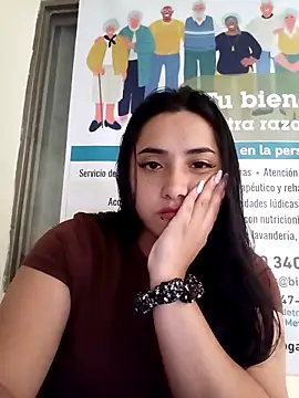 ANDREA-10  online show from May 2026 02:34:01 PM