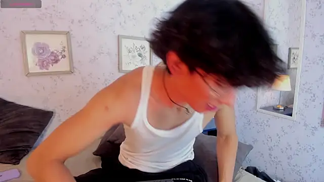 liam twiink online show from June 2026 08:00:01 PM